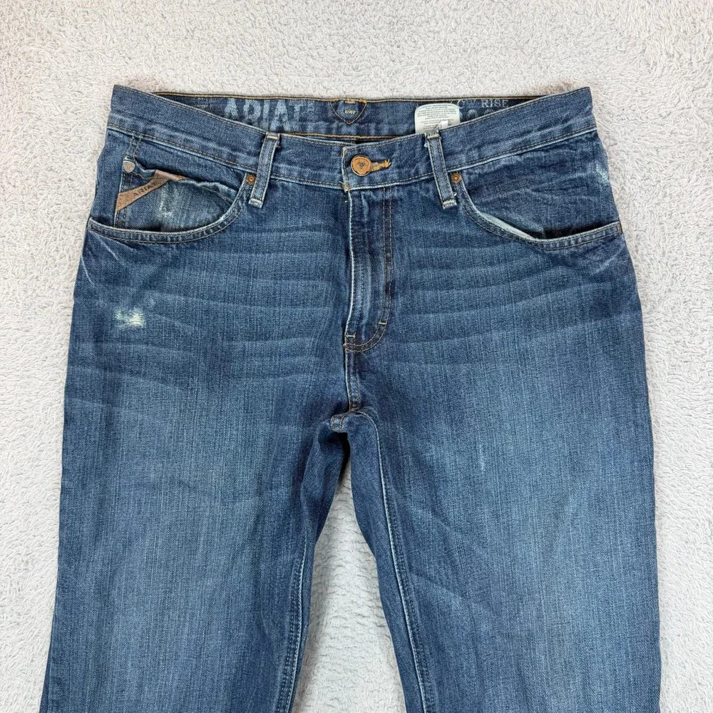 Ariat Mens Low Rise Bootcut Jeans 33x32 Medium Wash Distressed Denim Blue